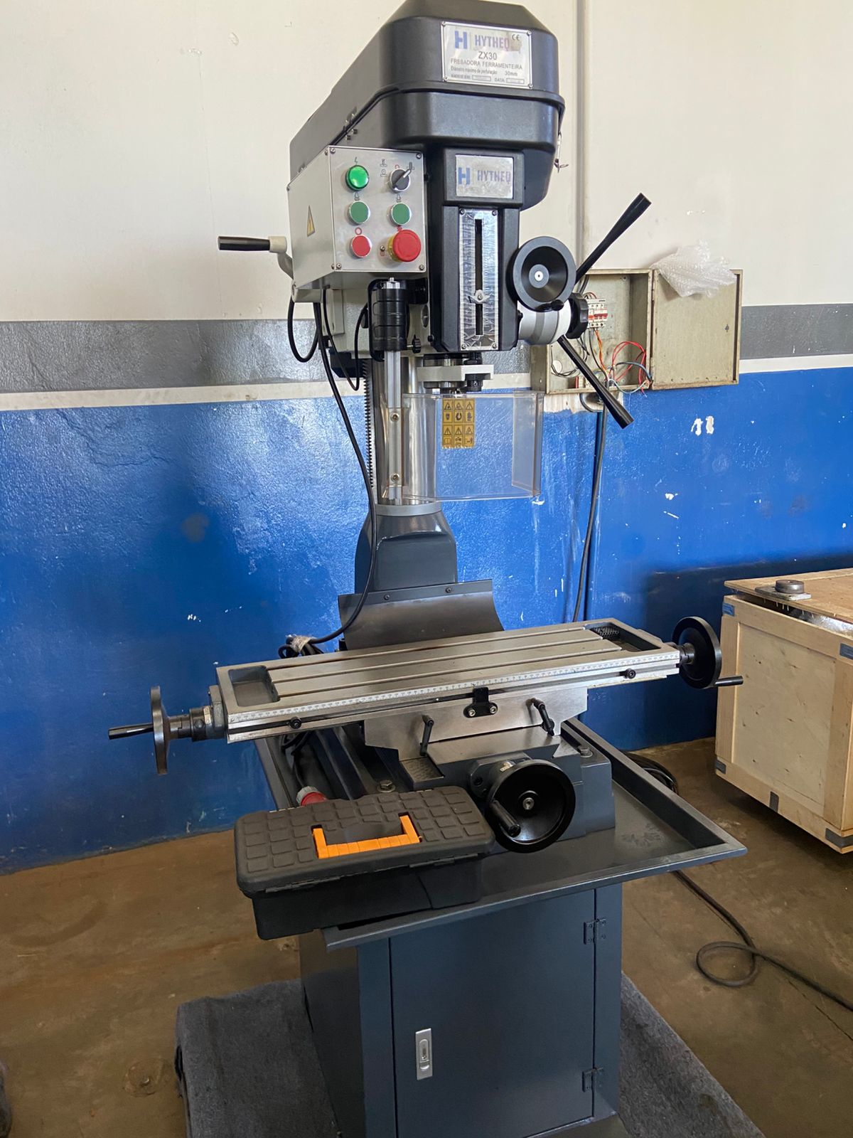 Fresadora de Correia ISO 30 - Hytheq - WCM Máquinas | Empresa de Máquinas em Jaboticabal/SP
