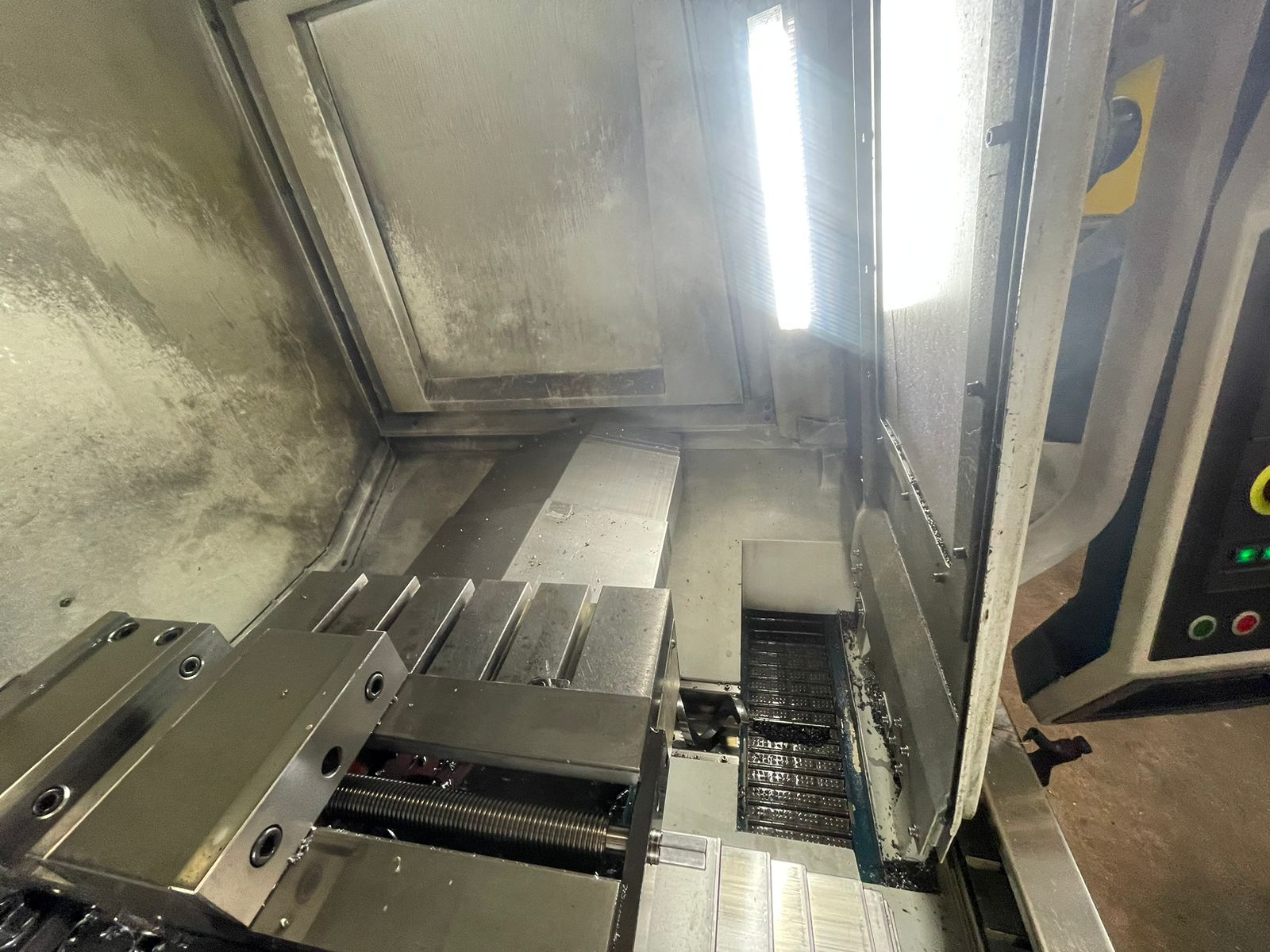 centro de usinagem D-800 - WCM Máquinas | Empresa de Máquinas em Jaboticabal/SP