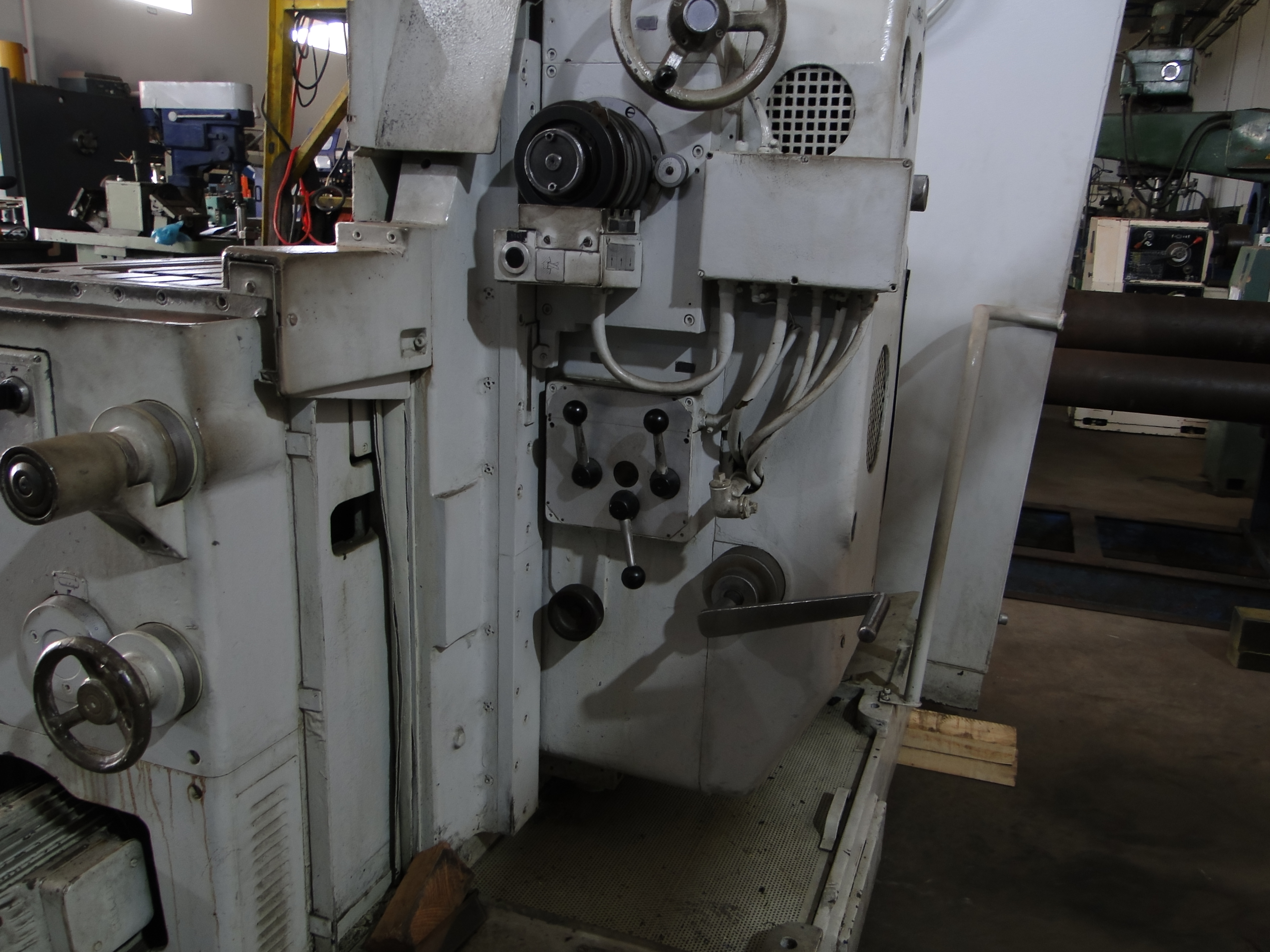 Chaveteira automática  - WCM Máquinas | Empresa de Máquinas em Jaboticabal/SP