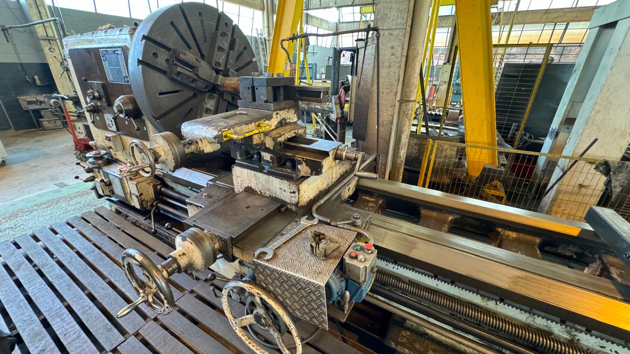 Torno mecânico MKS   - WCM Máquinas | Empresa de Máquinas em Jaboticabal/SP