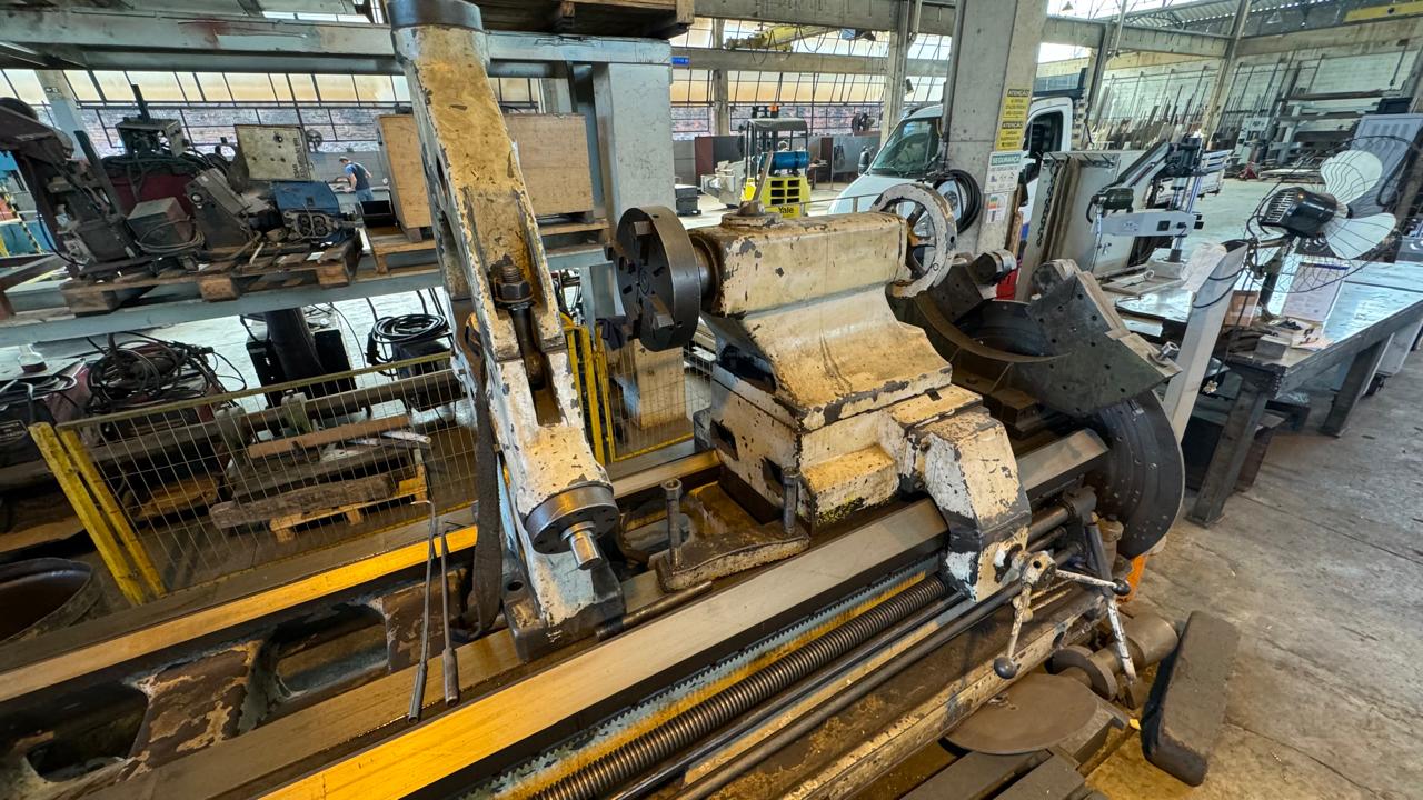 Torno mecânico MKS   - WCM Máquinas | Empresa de Máquinas em Jaboticabal/SP