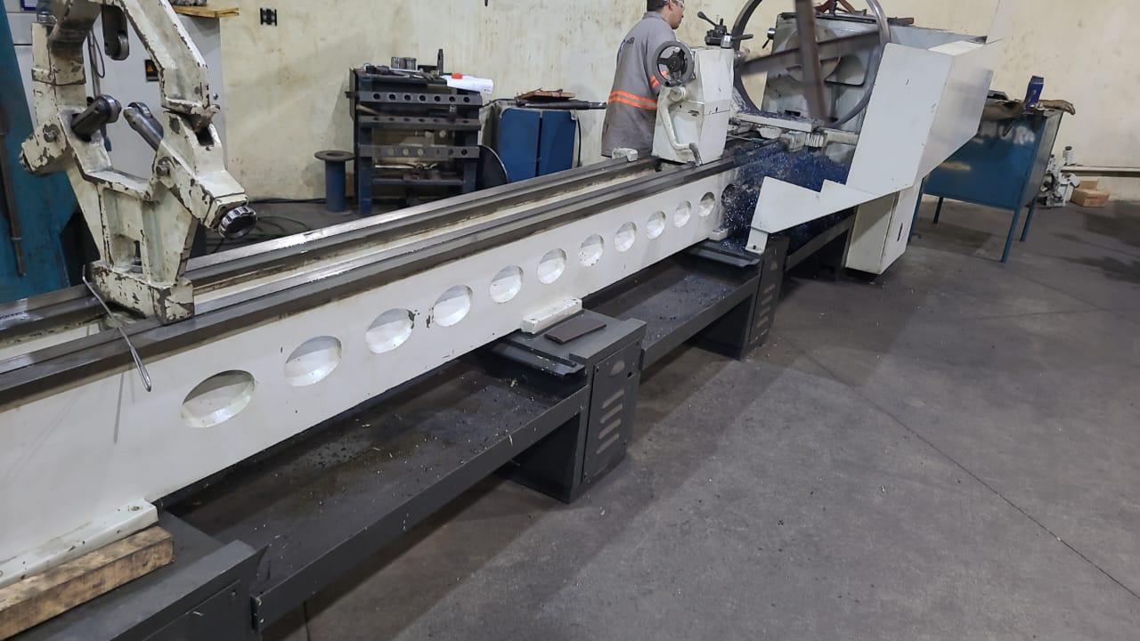 Torno mecânico Nardini modelo NZ 400 BT - WCM Máquinas | Empresa de Máquinas em Jaboticabal/SP