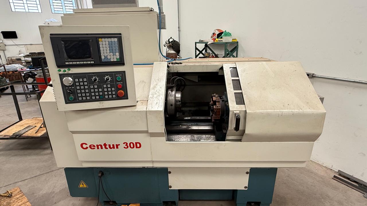 TORNO CNC ROMI CENTUR 30D - WCM Máquinas | Empresa de Máquinas em Jaboticabal/SP